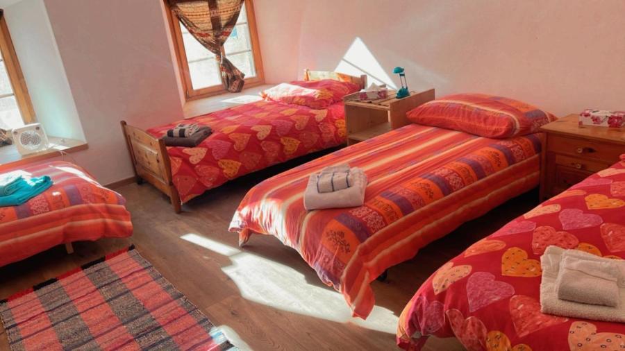 Chasa Crusch Hotel Sent Ngoại thất bức ảnh