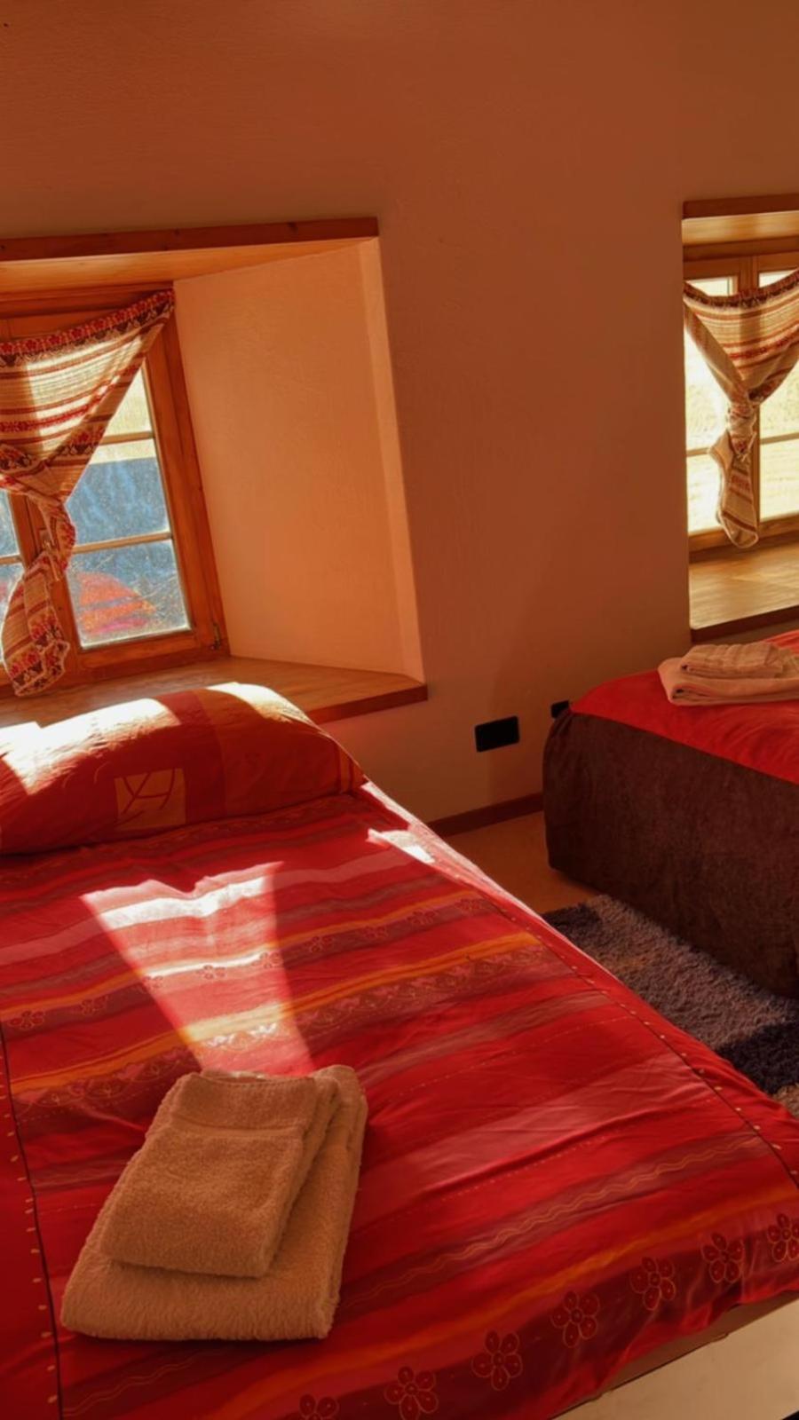Chasa Crusch Hotel Sent Ngoại thất bức ảnh